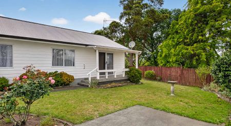 Easy Living in Riverdale For Rent! - Photo 5