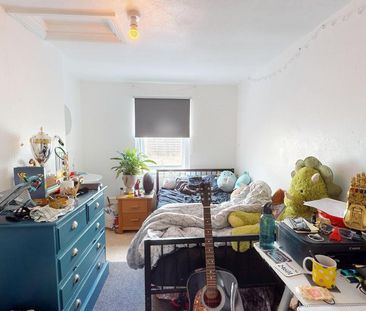 5 bedroom terraced house to rent - Photo 1