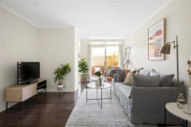 Stylish Coastal Living in the Heart of Freshwater - Photo 1