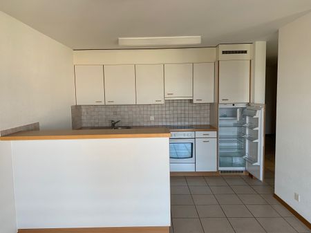 BEL APPARTEMENT DANS QUARTIER CALME AVEC BALCON - Foto 5