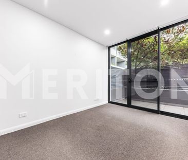 Stunning 1-Bedroom Apartment in Sydney Olympic Park - Modern Luxury... - Photo 3