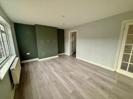 2 bedroom semi-detached house to rent - Photo 5