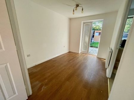 The Squires, Peterborough PE2 9PU, Property for rent - Photo 2