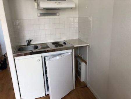 Location Appartement 2 pièces 27m² CHATEAUBRIANT 44110 - Photo 4