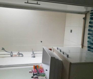 Upper Mount Gravatt - Photo 2