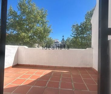 Alquiler de chalet adosado en Calle Juan Rulfo s/n - Photo 5