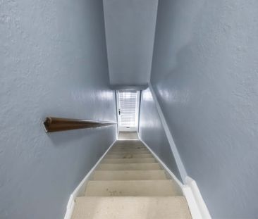 For Lease - 162 Millwood Road, Toronto, Ontario - Photo 4