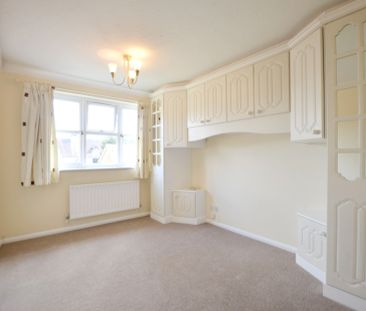 Bristow Road, Camberley, GU15 - Photo 2