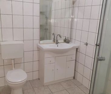 Ein - Zimmerwohnung mit neuer Küche + Balkon zu vermieten! - Foto 3