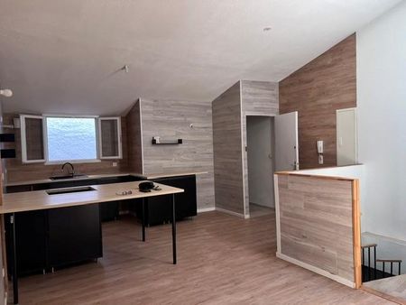 Location Appartement 3 pièces 61m² CABASSE 83340 - Photo 3