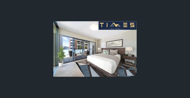 Lifestyle apartment in the ultra convenient location close to train station - Photo 1