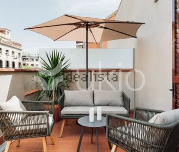 Alquiler de ático en Calle de Floridablanca - Photo 5