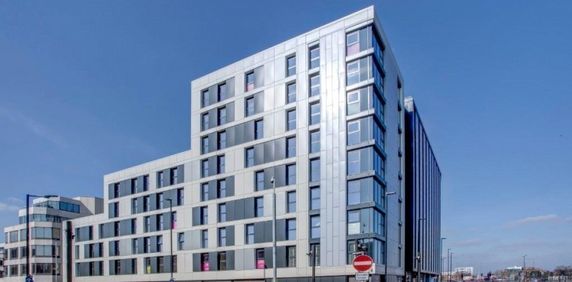 William Street, Slough, Berkshire,SL1 - Photo 2