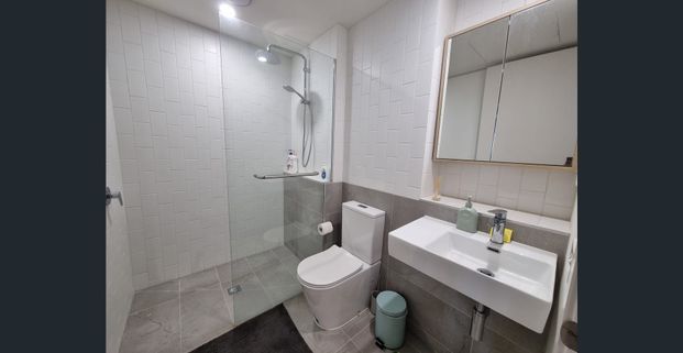 Great 2 Bedroom Apartment! - Photo 1