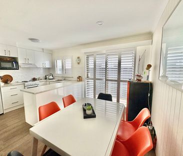 Noosa River Living (short term rental) - Photo 6