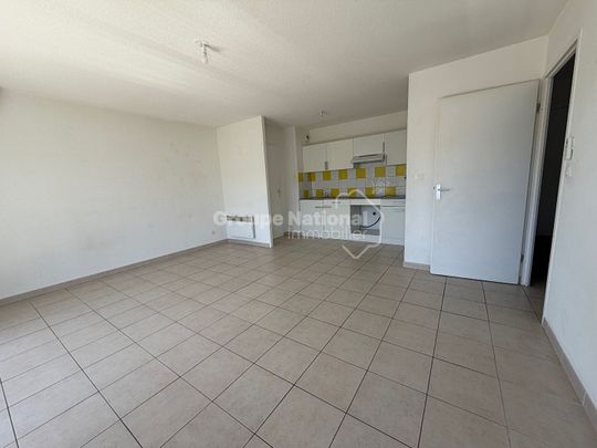 Nîmes route de Courbessac T2 avec balcon et parking, - Photo 1