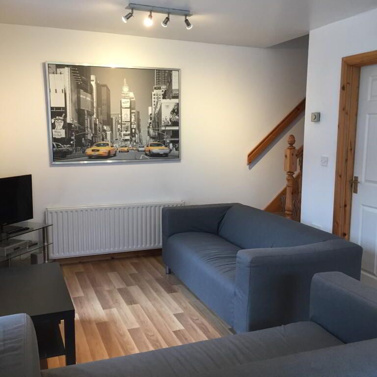 30 Bishopshill, Dromore, BT25 1FL - Photo 1