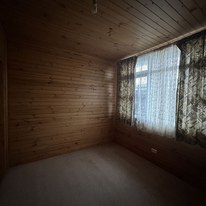 Convenient location, Live here! - Photo 1