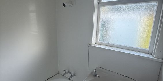 3 Bedroom House - Photo 3