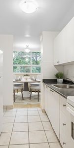 48 Grenoble Drive - Photo 3