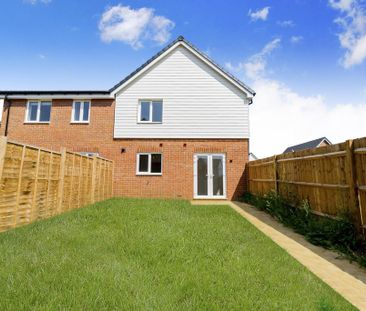 3 bedroom detached house to rent - Photo 2