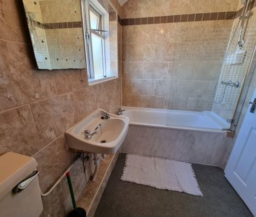 4 Bed Student Accommodation - Photo 5