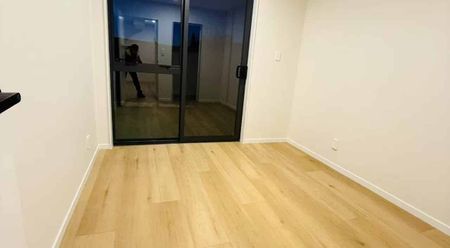 Luxury Brand New 3-Bedroom Home in Mt Albert w... - Photo 5