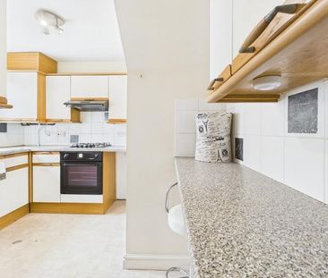 2 bedroom semi-detached house to rent - Photo 5
