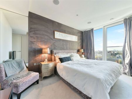 Presenting this large duplex two bed, two bath apartment with spectacular views of Canary Wharf in the popular Baltimore wharf development. - Photo 3