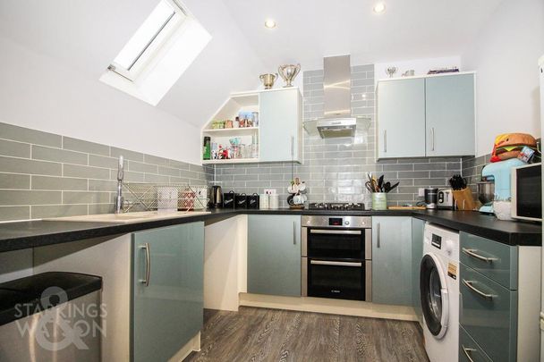 1 bedroom flat to rent - Photo 1