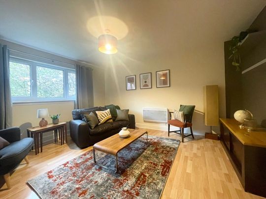 1 Bedroom Property in Quarryknowe Street - Photo 1