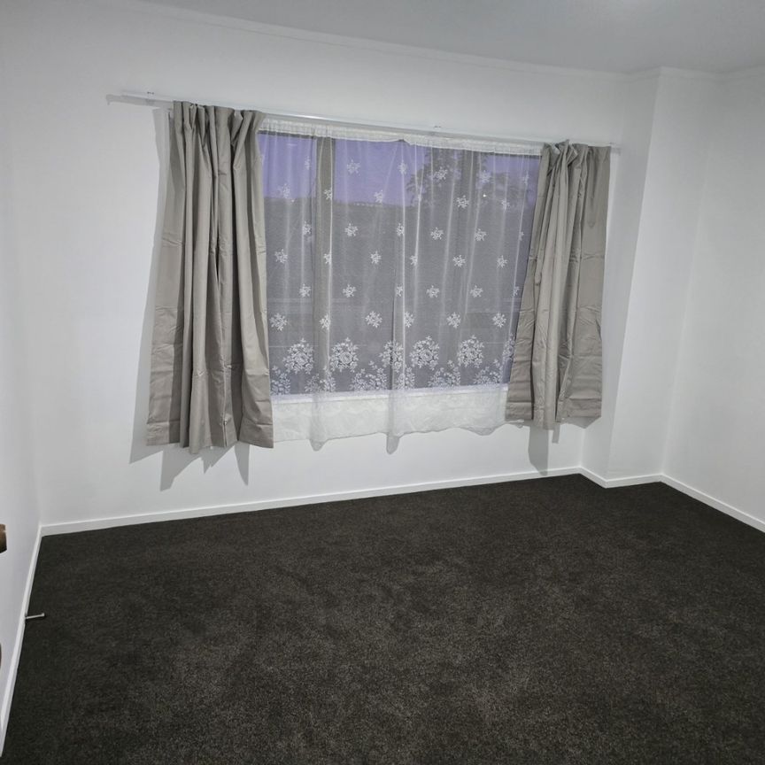 Unit 2, 113 Avenue Road, Otahuhu, Auckland - Photo 1