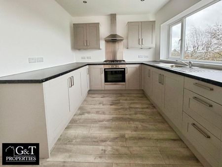 3 bedroom semi-detached house to rent - Photo 3