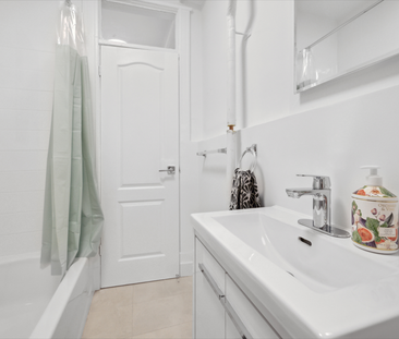Entire Apartment - Charles St - Photo 1
