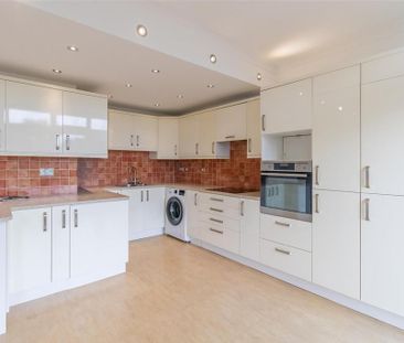 3 bedroom apartment to rent - Photo 5