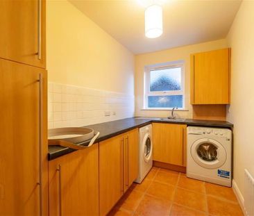 1 Admirals Chase, 42-44 Ballyholme Road, Bangor, BT20 5JS - Photo 2