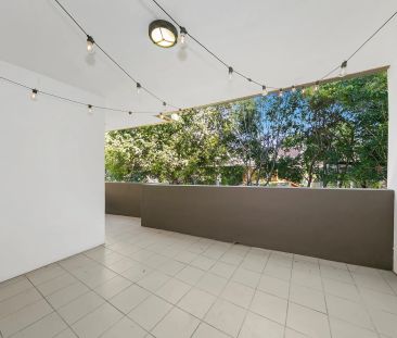 SPACIOUS 2 BEDROOM APARTMENT! - Photo 6