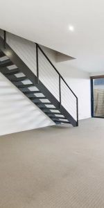 MGM MARTIN - TWO BEDROOM APARTMENT - Photo 4