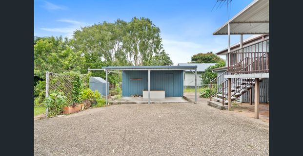 Huge Backyard in Prime Carina Heights Location - Photo 1