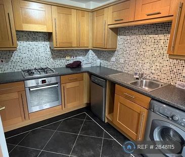 3 bedroom terraced house to rent - Photo 3