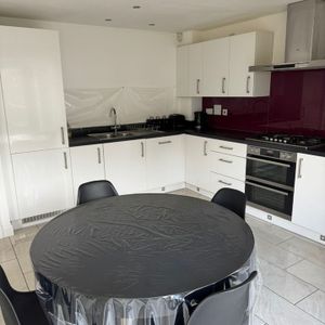 Room in a Shared House, Bonny Bridge Drive, EH15 - Photo 2