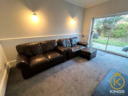 4 bedroom terraced house to rent - Photo 4