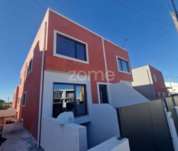 4 room luxury House for rent in Seixal, Portugal - Photo 4