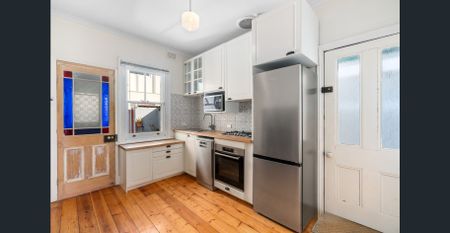 GREAT LOCATION - Photo 2