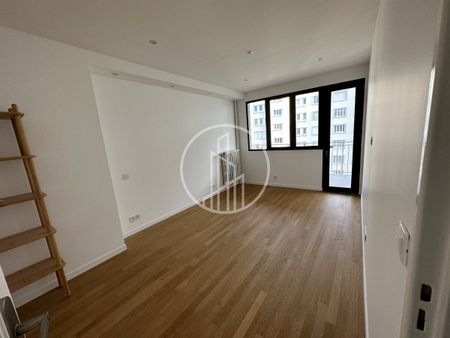 Au pied de la gare du VAL D'OR et des écoles - Photo 3