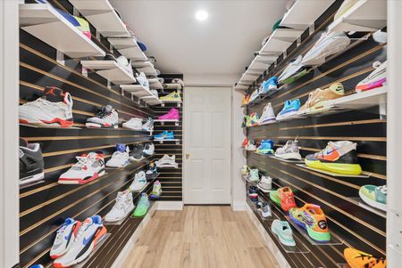 For Lease - 72 Pointon Street, Aurora, Ontario - Photo 3