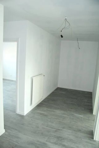 Ruime woning met 3 slk, garage en tuintje | Berlare - Photo 4