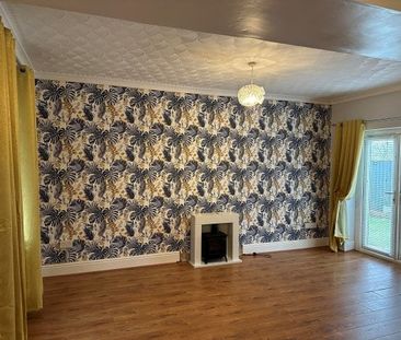 Great Western Terrace, Swansea, SA6 - Photo 1