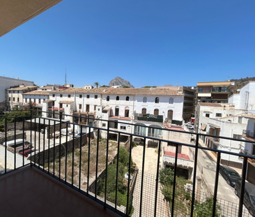 Top floor apartment for long term in Javea Old Town - Photo 5