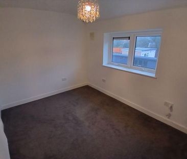 2 bedroom detached house to rent - Photo 2